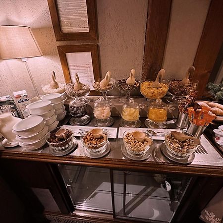 Le Samovar Guest House Breuil-Cervinia Eksteriør billede