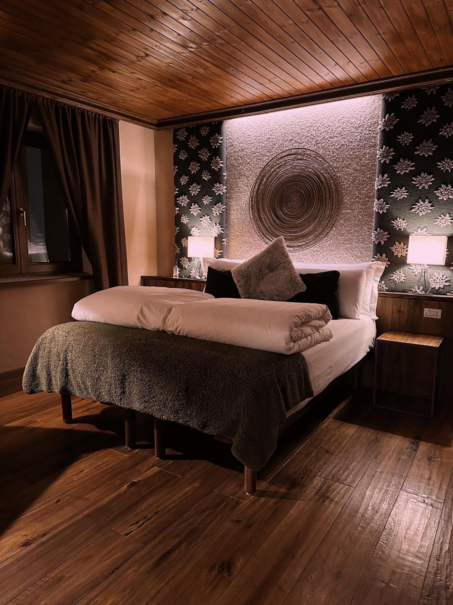 Le Samovar Guest House Breuil-Cervinia Eksteriør billede
